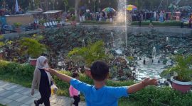 Wisata Jalan dan Wisata Teras Jalan Udayana, Kota Mataram. (Redaksi)