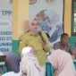 Wakil Bupati Sumbawa, Hj. Dewi Noviany, S.Pd., M.Pd, saat memimpin rapat percepatan penurunan stunting di Kecamatan Lenangguar. (Foto: Bagian Prokopim Setda Sumbawa)