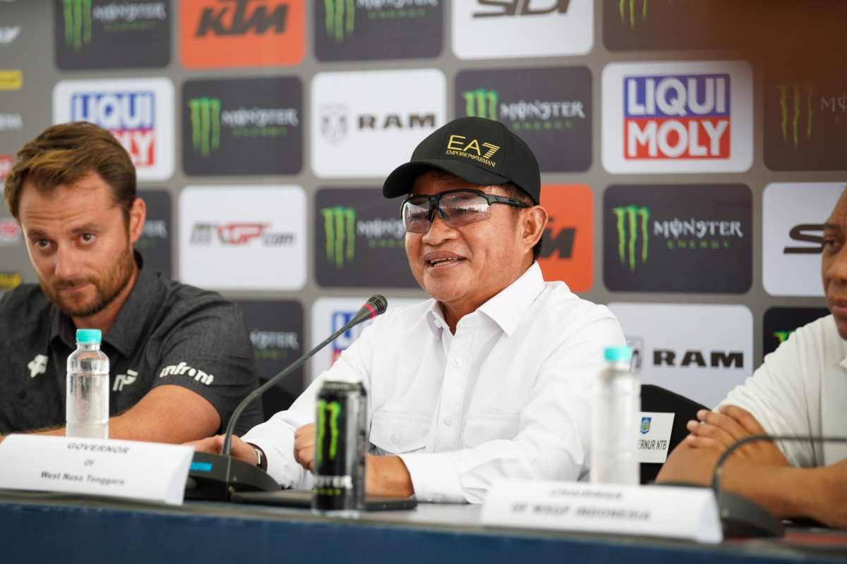 Penjabat Gubernur (Pj) Nusa Tenggara Barat (NTB), Hassanudin jumpa pers di Media Center Sirkuit Selaparang. Minggu (07/07/2024).