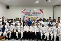 Foto bersama saat kegiatan pelepasan atlit PON Lombok Barat. Rabu (28/08/2024).