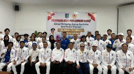 Foto bersama saat kegiatan pelepasan atlit PON Lombok Barat. Rabu (28/08/2024).