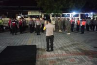 Polresta Mataram Polda NTB terus menggelar kegiatan rutin yang ditingkatkan (KRYD) Tiga Pilar guna menciptakan kondusifitas menjelang MotoGP dan Pilkada 2024 bertempat di Lapangan Apel Polresta Mataram. Sabtu, (21/09/2024) malam. Foto (Humas Polresta Mataram).