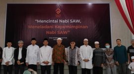 Bersama Para Tokoh Agama, Tokoh Masyarakat, Cendekiawan Muslim, Para Aktivis, dan Tamu Undangan dalam Acara Peringatan Maulid Akbar, Ahad, 18 R. Awal 1446H. Photo (Istimewa).