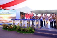 Presiden Joko Widodo meresmikan beberapa Pos Lintas Batas Negara (PLBN) Terpadu di sejumlah wilayah di Indonesia, yang dipusatkan di PLBN Terpadu Napan, Kabupaten Timor Tengah Utara (TTU), Provinsi Nusa Tenggara Timur (NTT), pada Rabu, 2 Oktober 2024. Foto: BPMI Setpres/Muchlis Jr