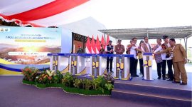 Presiden Joko Widodo meresmikan beberapa Pos Lintas Batas Negara (PLBN) Terpadu di sejumlah wilayah di Indonesia, yang dipusatkan di PLBN Terpadu Napan, Kabupaten Timor Tengah Utara (TTU), Provinsi Nusa Tenggara Timur (NTT), pada Rabu, 2 Oktober 2024. Foto: BPMI Setpres/Muchlis Jr