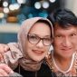 Fhoto Marisa Haque bersama suami, ikang Fawzi. Doc. Ist.