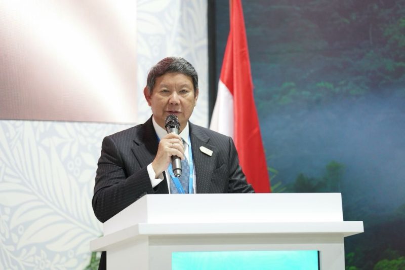 Utusan Khusus Presiden Republik Indonesia dalam COP29, Hashim Djojohadikusumo memberikan keynote speech di sesi talkshow CEO Climate Talks bertajuk 