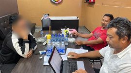 Kepala Bidang Sekolah Menengah Kejuruan (SMK) Dinas Pendidikan dan Kebudayaan Provinsi NTB berinisial AM ditangkap dalam Operasi Tangkap Tangan (OTT) oleh Unit Tipikor Sat Reskrim Polresta Mataram, Rabu (11/12/2024). Foto (Humas Polresta Mataram).