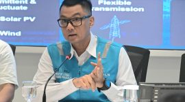 Direktur Utama PLN Darmawan Prasodjo menegaskan, sebagai bagian dari BUMN sektor energi, pihaknya siap menjalankan arahan Pemerintah untuk memberikan kenyamanan kepada masyarakat selama perayaan Nataru. PLN telah melakukan persiapan preventif dengan memastikan seluruh sistem kelistrikan dalam kondisi andal sejak jauh-jauh hari. Foto (PLN)