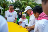 Keseruan para peserta mengikuti games Outbound dari operator Edelweiss. Senin (23/12/2024). Foto (Doc. Istimewa).