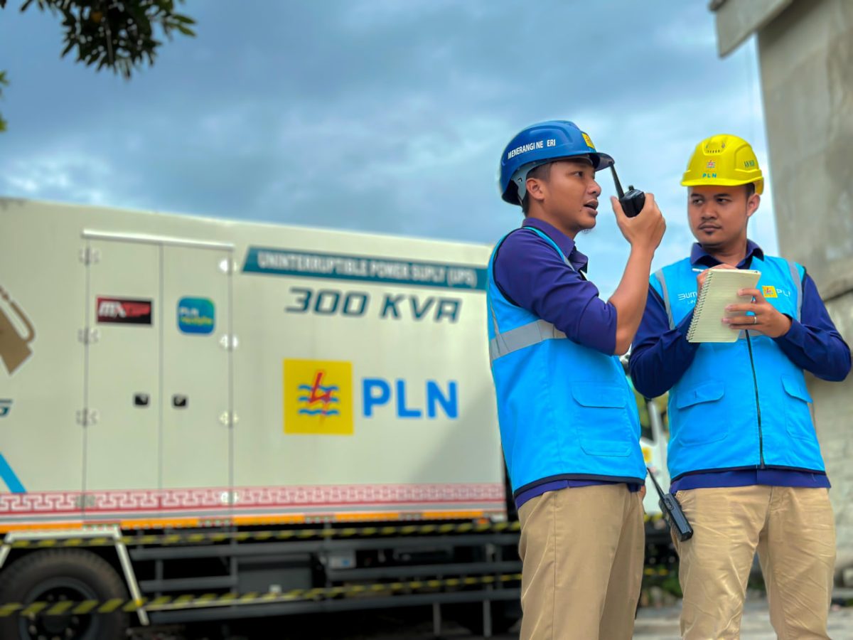 Dukung keandalan listrik selama Natal, PLN NTB siapkan 17 unit UPS, 24 Unit Gardu Bergerak (UGB), 2 Unit Kabel Bergerak (UKB), serta 46 genset. Foto (PLN NTB)