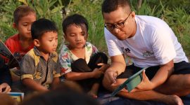 PLN Peduli terus berinovasi dalam mendukung pengembangan literasi digital dan edukasi masyarakat. Foto (Humas PLN NTB).