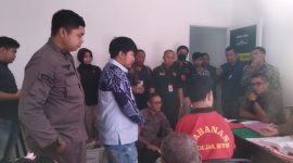 IWAS alias Agus Difabel berkasnya dilimpahkan ke Kejari Mataram. Foto (DSHD)