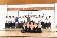 Pelantikan Dewan Pengurus Cabang (DPC) Himpunan Alumni Pondok Pesantren Al-Aziziyah (Huppaz) Kabupaten Lombok Timur, Ahad (19/01/2025). Foto (Doc.Huppaz Lotim)