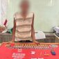 Kakek PI (63) asal Kelurahan Monjok, Kecamatan Selaparang Kota Mataram diamankan Polisi bersama barang bukti. Selasa (11/02/2025). Foto (Polresta Mataram)