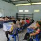 Kapolsek Lingsar Polresta Mataram Iptu Ida Bagus Suwendara SH., menghadiri Rapat Tehnis Pendistribusian MBG di Gedung Dapur Umum Desa Batu Kumbung, Kecamatan Lingsar, Sabtu (15/02/2025).