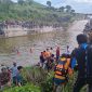 Tim SAR Mataram saat melakukan pencarian korban Abdul Rizal. Minggu (23/02/2025). Foto (SAR Mataram).