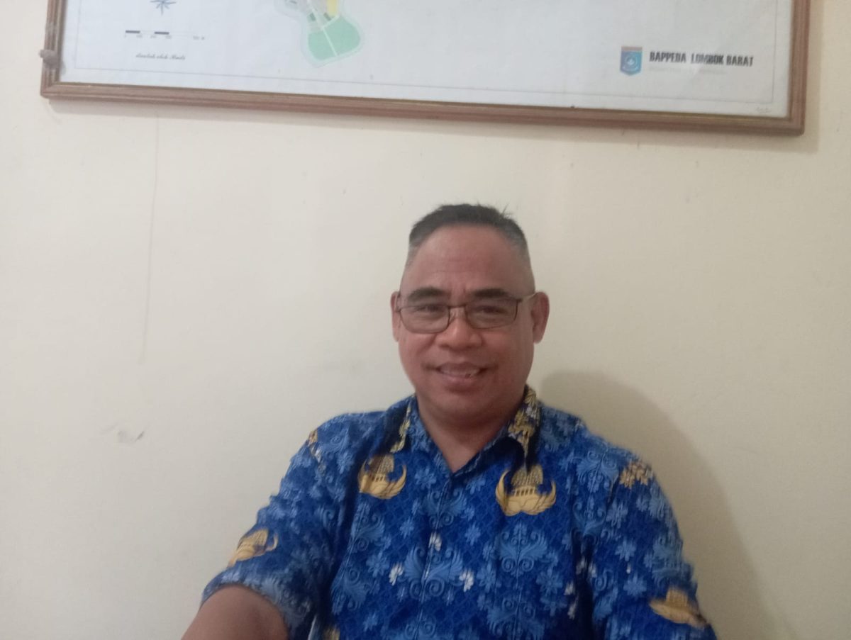 Kepala Bidang Tata Lingkungan Dinas Lingkungan Hidup Lombok Barat, Puspaidi Putra. Foto (Ramli Ahmad/gontb).