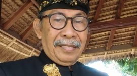Tokoh Budayawan Sasak, Lalu Sajim Sastrawan. Foto (Doc.Ist)
