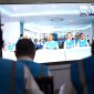 General Manager PLN UIW NTB, Sudjarwo saat mengikuti zoom dengan Direktur Utama PLN, Darmawan Prasodjo. Foto (PLN NTB)