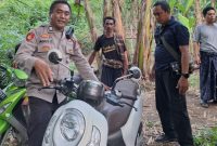 Motor jenis Honda Scoopy warna putih ditemukan di kebun Warga. Foto (Humas Polresta Mataram)