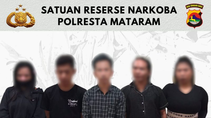 5 terduga penyalahguna kasus Narkoba dari hasil pengungkapan yang dilakukan, Kamis Pukul 00:35 wita dini hari tadi (08/05/2025). Foto (Humas Polresta Mataram)