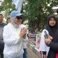 GM PLN NTB, Sri Heny Purwanti saat sosialisasikan Layanan Listrik Pascabayar di gelaran Car free day Udayana Minggu (22/06/2025). Foto (Humas PLN NTB)
