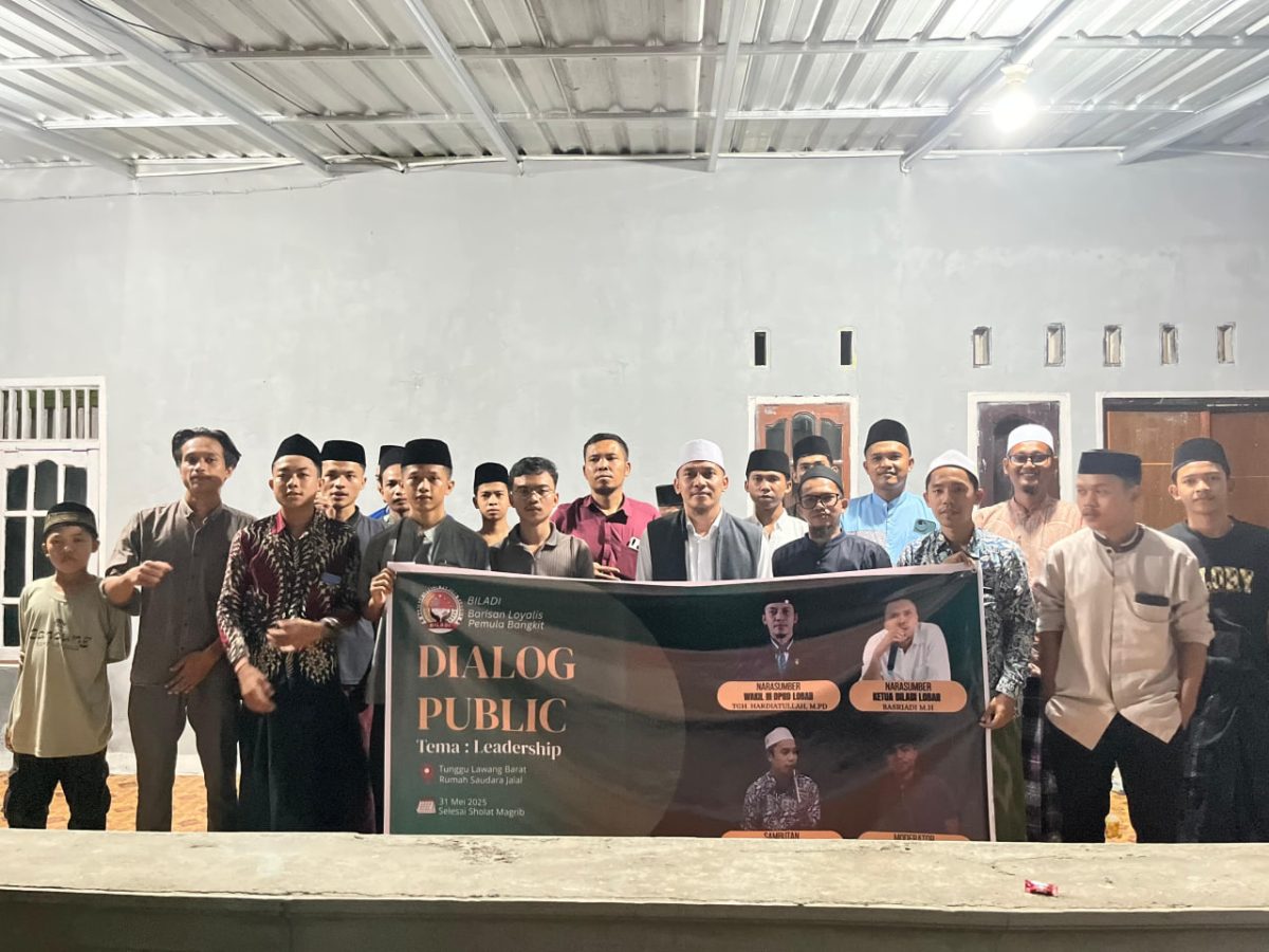 Foto bersama Barisan Loyalis Pemuda Bangkit (BILADI) Kuripan Selatan. (Doc.Ist).