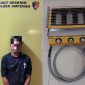 Kolase terduga pelaku pencurian bersama barang hasil curian. Foto (Polresta Mataram).