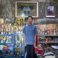 Rumah sederhana di sudut kota Ponorogo itu kini menjadi saksi dari perjalanan luar biasa seorang pemuda bernama Avan Ferdiansyah Hilmi. Tak kurang dari 100 piala prestasi berjejer rapi di ruang tamunya, bukan hasil jualan, melainkan simbol ketekunan, keberanian, dan harapan yang terus menyala di tengah keterbatasan (Foto: Dok Kemendikdasmen)