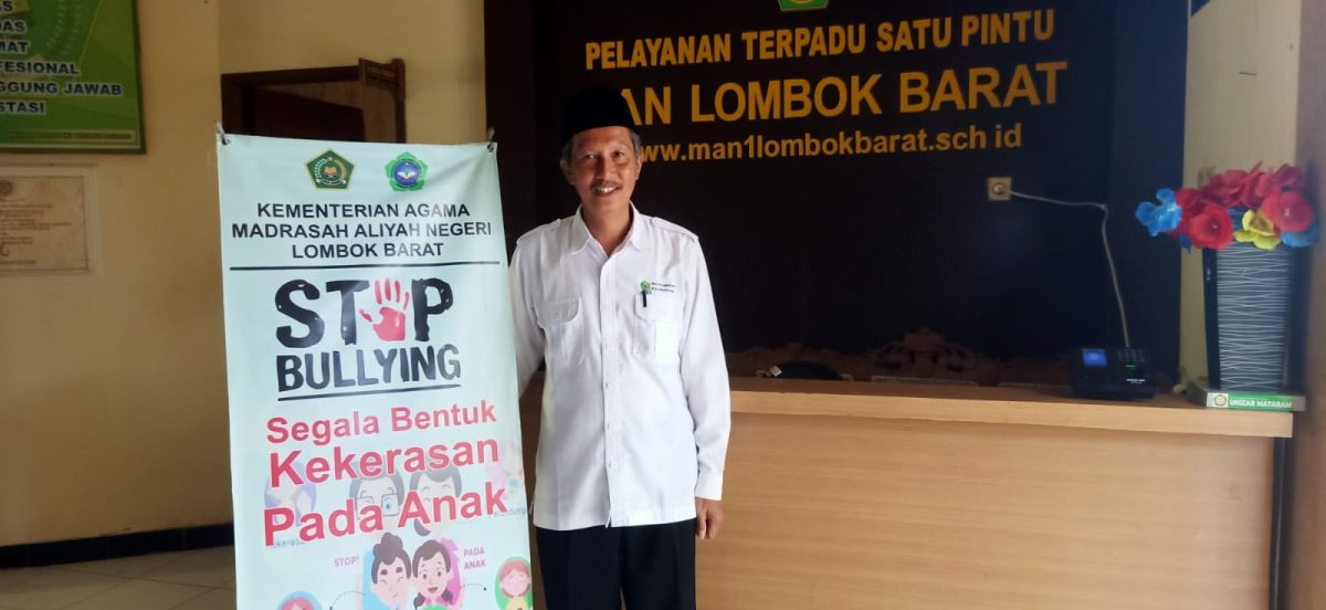 Kepala MAN Lombok Barat, H. Abdul Azis Faradi, M.Pd.,. Foto (Doc.Ist).