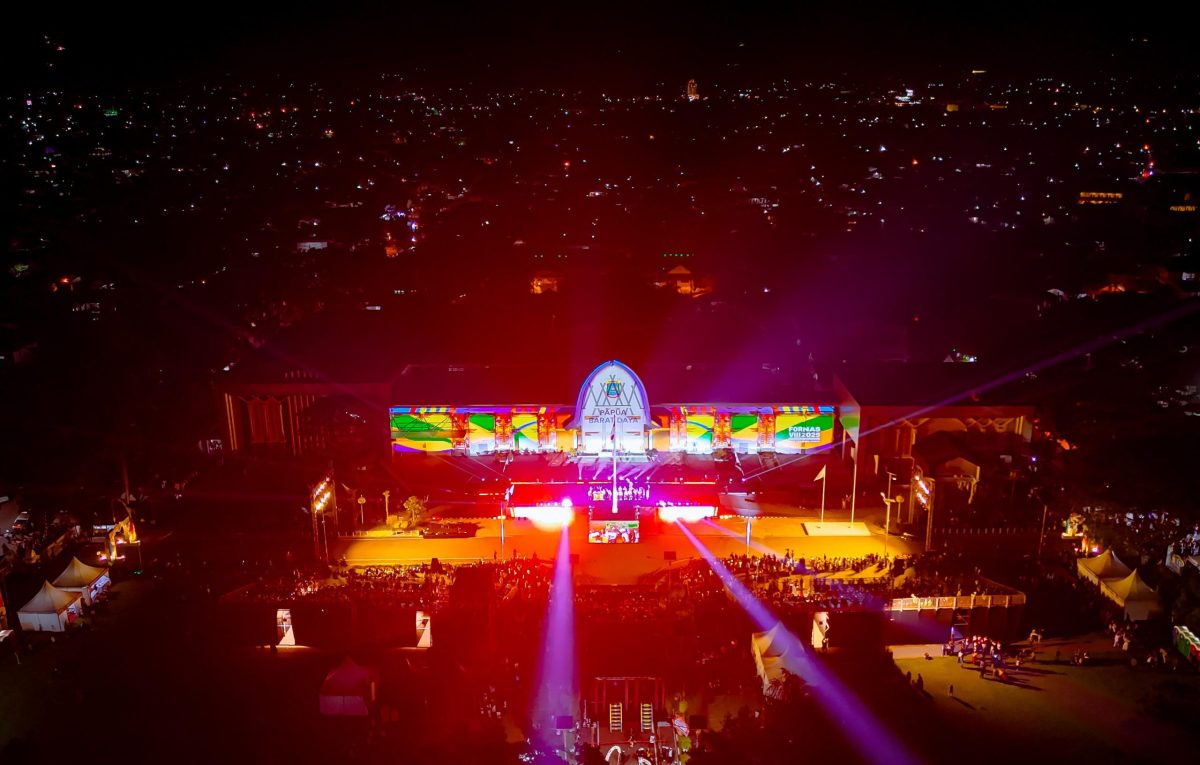 Opening Ceremony FORNAS VIII NTB 2025: Meriah Acara dan Menyala Penuh Cahaya berlangsung di halaman kantor Gubernur NTB. Sabtu (26/07/2025). Foto (PLN NTB).