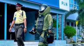 Tim Gegana Satuan Brimob Kepolisian Daerah NTB menurunkan 1 unit penjinak bom (jibom) beranggotakan 10 personel, lengkap dengan peralatan khusus untuk deteksi, proteksi, penjinakan, dan pendukung operasi. Foto (PLN NTB).