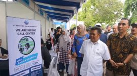 Bupati Lombok Barat H. Lalu Ahmad Zaini (LAZ) Bersama Wakil Bupati Lombok Barat Hj. Nurul Adha dan dihadiri oleh Para Asisten Setda Lobar, Para Kepala Organisasi Perangkat Daerah (OPD), Para Camat, dan tamu undangan lainnya membuka secara resmi kegiatan Job Fair. Sabtu, (25/10/2025). Foto (Doc.Ist).