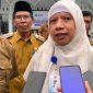 Kepala Dinas Sosial Lombok Barat, H. Lalu Winengan, S.P., M.M Dampingi Wagub Bagikan Kursi Roda Untuk Disabilitas dan Lansia. Foto (Ramli/Gontb).