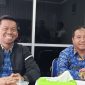 (Kanan) Inspektur Lombok Barat, Suparlan dan Kepala Badan Kepegawaian dan Pengembangan Sumber Daya Manusia (BKPSDM) Kabupaten Lombok Barat, Jamaludin. Foto (Doc.Ist)