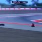 Pembalap Marc Marquez saat terhempas di putaran kelima pada sesi Latihan pada pukul 15.00 WITA. Jumat (03/10/2025).