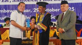 Gubernur Nusa Tenggara Barat (NTB) Dr. Lalu Muhamad Iqbal  menghadiri Rapat Terbuka Senat Universitas Samawa (Unsa) dalam rangka Wisuda Angkatan XXII Program Magister, Sarjana, Profesi Ners dan Diploma yang diadakan di Auditorium Unsa Sumbawa Besar. Rabu (29/10/2025).