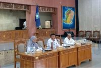 Rapat Koordinasi (Rakor) Organisasi Perangkat Daerah (OPD) yang dipimpin langsung oleh Bupati Lombok Barat H. Lalu Ahmad Zaini bersama Wakil Bupati Hj. Nurul Adha di Aula Utama Kantor Bupati, Rabu (5/11/2025).