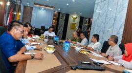 Focus Group Discussion (FGD) persiapan pendirian PT. NTB Kapital yang berlangsung di Ruang Kerja Gubernur (14/11/2025).