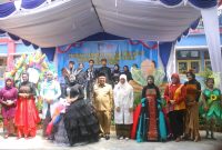 Bupati Lombok Barat H. Lalu Ahmad Zaini (LAZ) dan Wakil Bupati Hj. Nurul Adha, bersama Ketua TP PKK Hj. Ayu Indra Rukmana Zaini,saat mengunjungi Sekolah Luar Biasa Negeri (SLBN) 1 Lombok Barat, Desa Dasan Geria, Kecamatan Lingsar, Lombok Barat. Senin (22/12/2025). Foto (Doc.Ist).