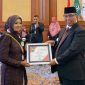 Sekolah Tinggi Ilmu Kesehatan (STIKES) Hamzar sukses menyelenggarakan wisuda dan pengambilan sumpah bagi lebih dari seratus calon tenaga kesehatan, Senin 22 Desember 2025. Foto (Ramli/gontb).