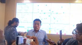 Dirut PT. Air Minum Giri Menang (Perseroda), Sudirman. Foto (Ramli/gontb)