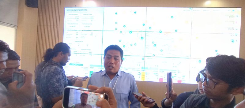 Dirut PT. Air Minum Giri Menang (Perseroda), Sudirman. Foto (Ramli/gontb)