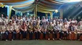 Foto bersama Jajaran Dinas Perumahan dan Kawasan Permukiman (Perkim) NTB bersama Wakil Gubernur NTB, Indah Damayanti Putri. Senin (30/12/2025).