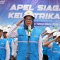 General Manager PLN UIW NTB, Sri Heny Purwanti memimpin Apel Siaga Keandalan Listrik Natal 2025 dan Tahun Baru 2026. Foto (PLN NTB)