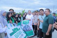 apolda NTB Irjen Pol. Edy Murbowo, S.I.K., M.Si., bersama Forkopimda Provinsi NTB menghadiri panen raya dan launching swasembada pangan nasional. Kegiatan berlangsung di Desa Banyu Urip, Kecamatan Gerung, Lombok Barat. Rabu (7/1/2026). Foto (Doc.Ist)