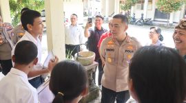 Kapolresta Mataram Kombes Pol. Hendro Purwoko, SIK., MH., memimpin rombongan Polresta Mataram melaksanakan kegiatan sosial yang dirangkaikan dengan silaturahmi dan simakrama bersama keluarga besar Panti Asuhan Dharma Laksana Dwi Jendra, Senin (19/01/2026).