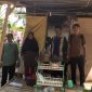 Camat Kuripan didampingi Kasi Pelayananan Desa Kuripan Selatan  bersama Ketua RT.01 Dusun Aik Jambe meninjau rumah Inaq (Ibu) Airiah dan Dion RT.01 Dusun Aik Jambe Desa Kuripan Selatan. Jum'at (30/1/2026).