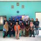 Mahasiswa Kuliah Kerja Nyata (KKN) Pemberdayaan Masyarakat Desa (PMD) Universitas Mataram (Unram) menggelar sosialisasi dan praktek pemanfaatan amplas Kelapa yang berlangsung ruang Pusat Sumber Belajar (PSB) SDN Subahnala pada Minggu (11/01/2026). Foto (Doc. KKn PMD Unram).